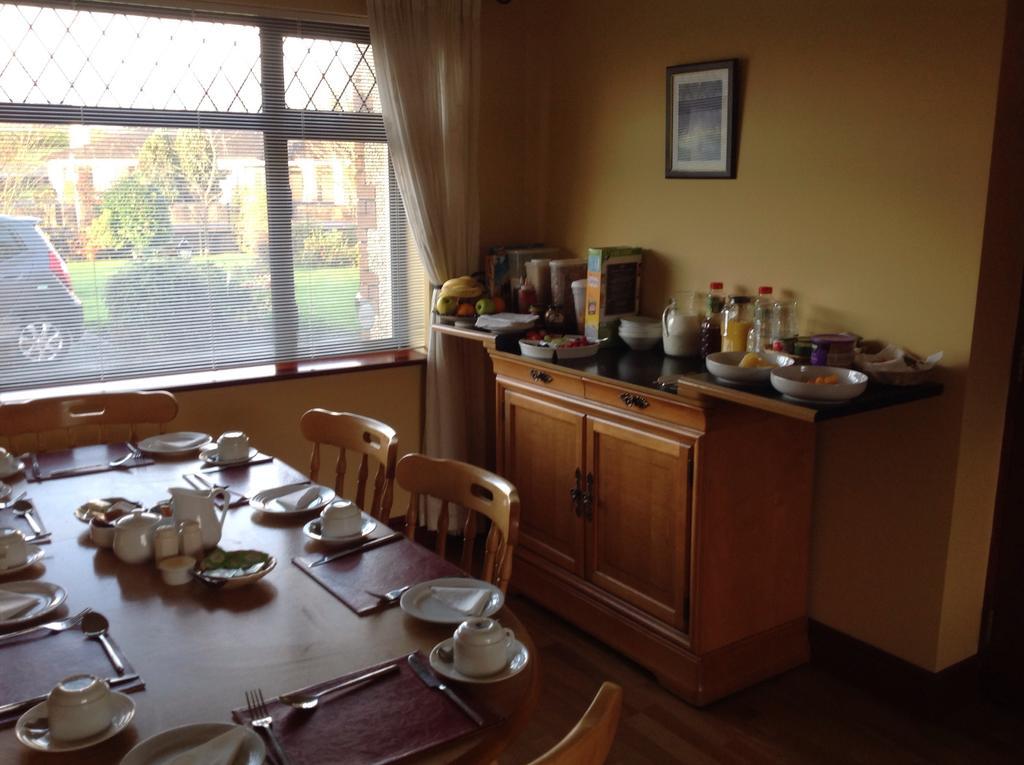 Doogarry House B&B Castlebar Buitenkant foto